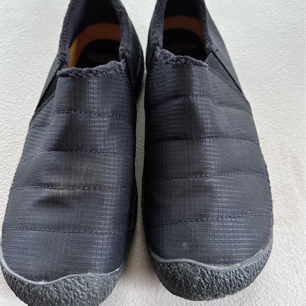 Keen howser slip on shoe women’s 9.5